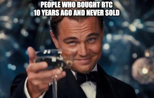 10 سال پیش بیت‌کوین فقط ۲۸۰ دلار بود