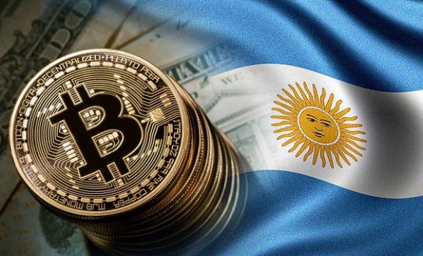 ناتوانی بانک مرکزی آرژانتین برای توقف تورم، وادار کردن مردم به استفاده از بیت‌ کوین است.