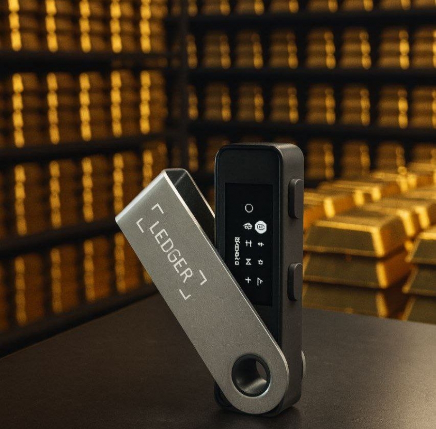 مقایسه طلا و لجر