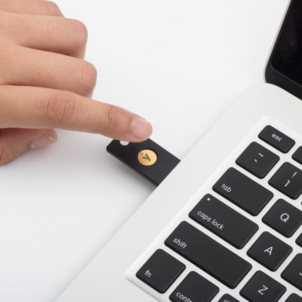 کلید امنیتی YubiKey چیست ؟