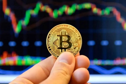 فروش گسترده هولدرهای قدیمی بیت‌کوین