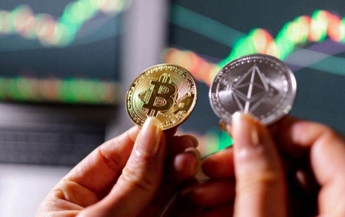 انقضای ۳ میلیارد دلار قرارداد آپشن بیت‌کوین و اتریوم امروز